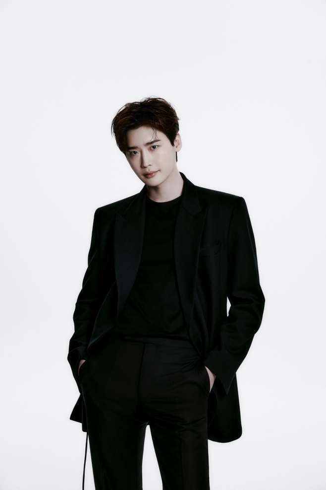lee jong suk