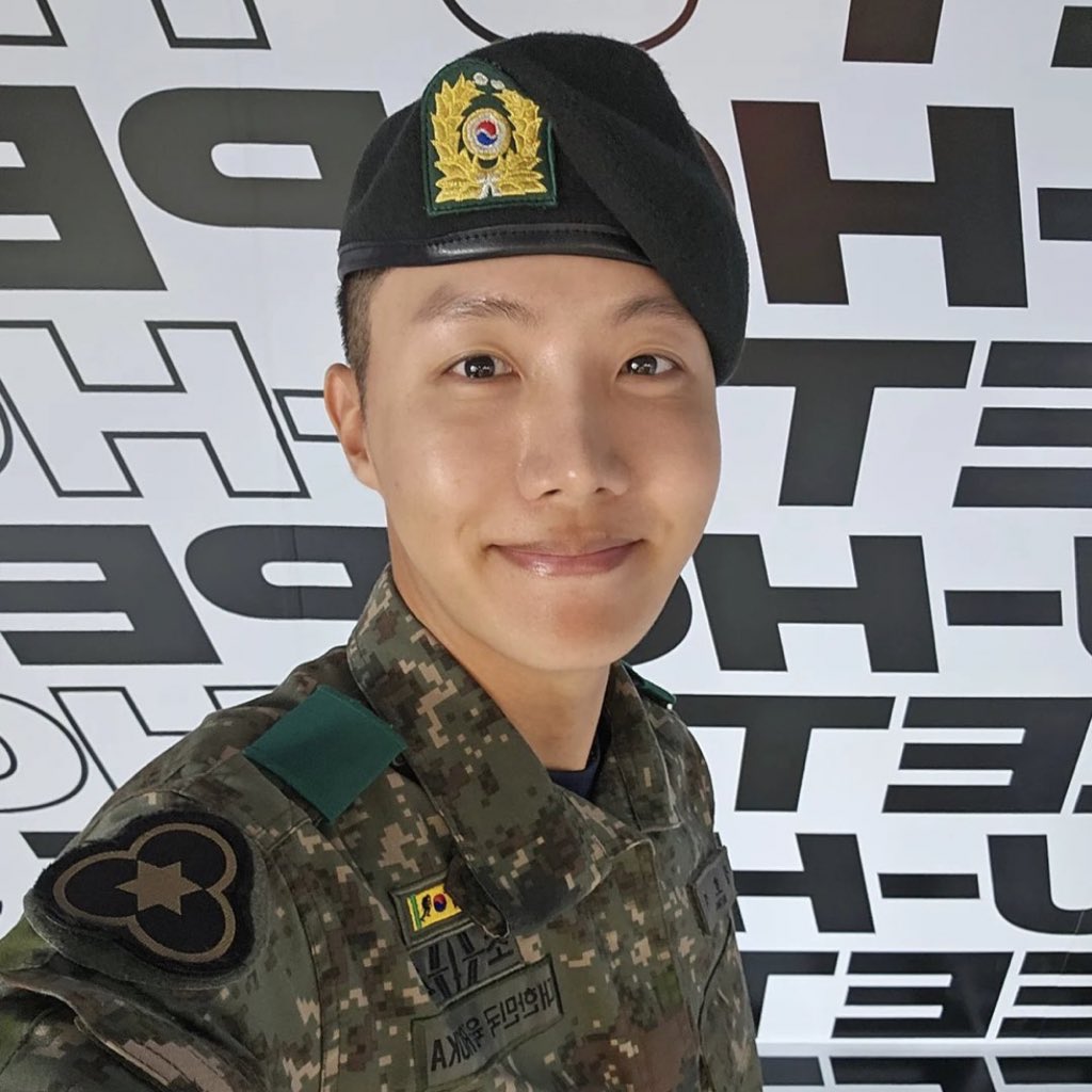 bts j hope-military