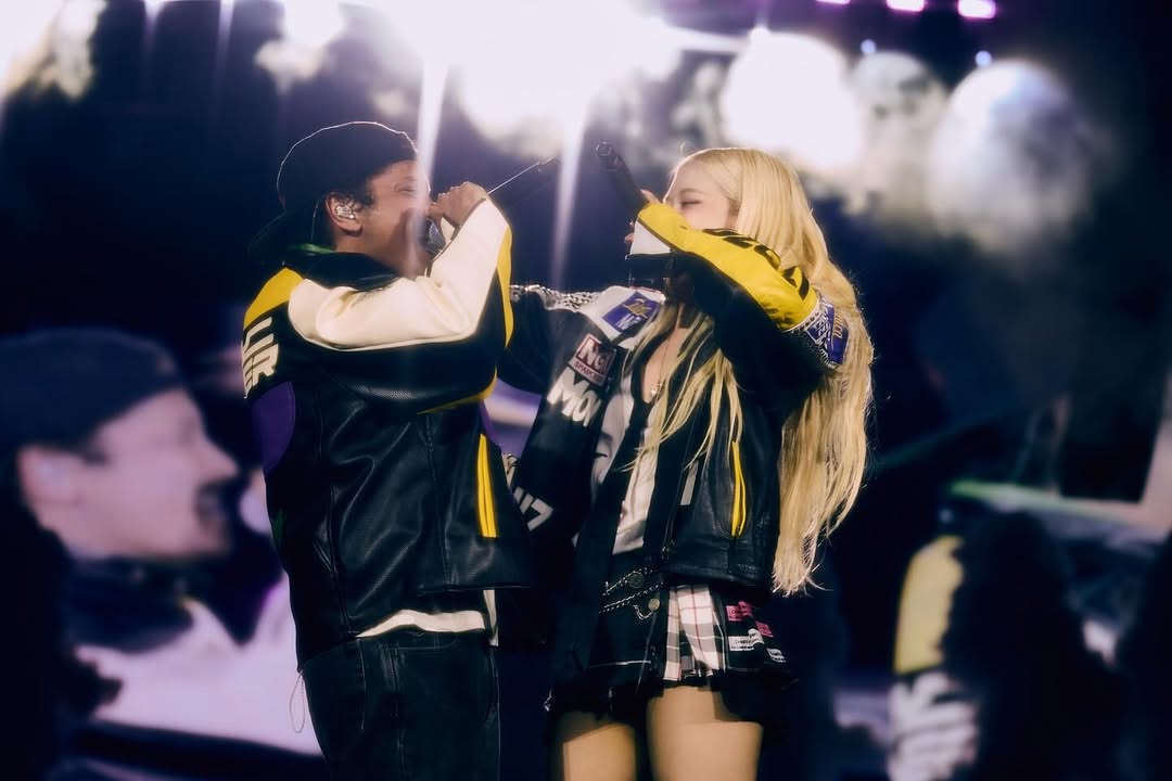 rose-bruno-mars-blackpink-concert-collab-3
